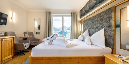 Luxusurlaub - Hotel-Schwerpunkt: Luxus & Wellness - Fuschl am See - Landhauszimmer - Schlosshotel Lacknerhof****S Flachau