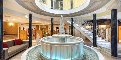 Luxusurlaub - Hotel-Schwerpunkt: Luxus & Kulinarik - Radstadt - Unser Wellnesspalace für Erwachsene! - Schlosshotel Lacknerhof****S Flachau