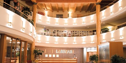 Luxusurlaub - Saunalandschaft: Aromasauna - Bad Tatzmannsdorf - Hotel Lobby © Hotel Larimar - Hotel & Spa Larimar ****S