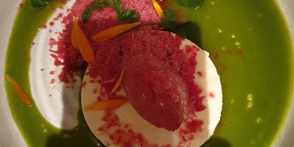 Luxusurlaub - Klassifizierung: 4 Sterne S - Oberösterreich - Dessert von der 2 Haubenküche - Romantikresort Bergergut