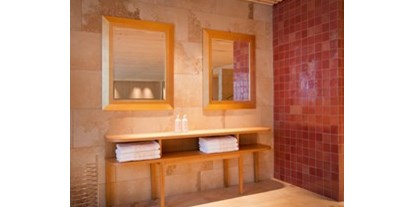 Luxusurlaub - Saunalandschaft: finnische Sauna - Hirschegg (Mittelberg) - Hotel Sonnenburg