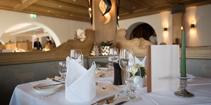 Luxusurlaub - Saunalandschaft: Aromasauna - Grän - Hotel Albona Nova Zürs am Arlberg 
Restaurant gedeckt für Sie  - Hotel Albona Nova