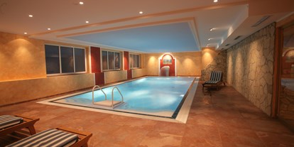 Luxusurlaub - Pools: Innenpool - Bad Sobernheim - Bellevue Rheinhotel