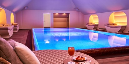 Luxusurlaub - Pools: Innenpool - Dresden - Entspannen Sie in unserem modernen Spa-Bereich - Hotel Taschenbergpalais Kempinski Dresden