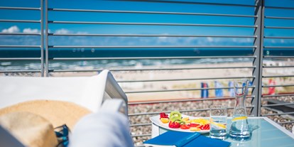 Luxusurlaub - Hotel-Schwerpunkt: Luxus & Wellness - Ostseeküste - Dachterrasse - Strand-Hotel Hübner