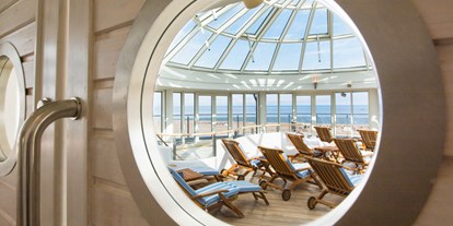 Luxusurlaub - Wellnessbereich - Ostseeküste - Blick vom Saunabereich  - Strand-Hotel Hübner