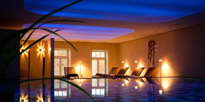 Luxusurlaub - Saunalandschaft: finnische Sauna - Rheinland-Pfalz - Beheiztes Schwimmbad (50 m², 31°C) mit Massageliegen - Romantik Jugendstilhotel Bellevue
