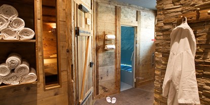 Luxusurlaub - Saunalandschaft: finnische Sauna - Wellness im Hotel Belvedere Grindelwald: Finnische Sauna und Gletscher-Dampfbad - Belvedere Swiss Quality Hotel Grindelwald