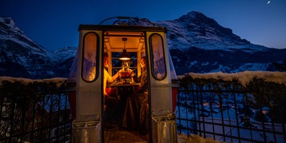 Luxusurlaub - Saunalandschaft: finnische Sauna - Fondue Gondel: für ein romantisches Tête-à-Tête - Belvedere Swiss Quality Hotel Grindelwald