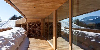 Luxusurlaub - Umgebungsschwerpunkt: Berg - Davos Dorf - Terrassen Junior-Suite - In Lain Hotel Cadonau
