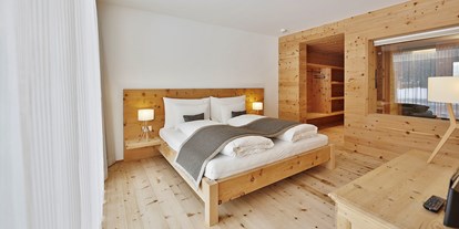 Luxusurlaub - Umgebungsschwerpunkt: Berg - Graubünden - Garten Suite - In Lain Hotel Cadonau