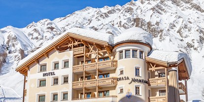 Luxusurlaub - Hotel-Schwerpunkt: Luxus & Kulinarik - Davos Dorf - Aussenbild Winter - Relais & Châteaux Chasa Montana