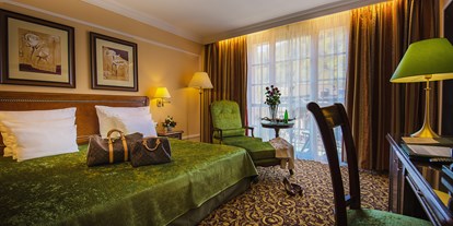 Luxusurlaub - Saunalandschaft: Dampfbad - Karlovy Vary - Doppelzimmer - Carlsbad Plaza Medical Spa & Wellness Hotel