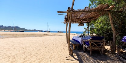 Luxusurlaub - Korsika  - Domaine de Murtoli, Table de la Plage, beach restaurant - Hotel de la Ferme - Murtoli