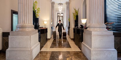 Luxusurlaub - Hotel-Schwerpunkt: Luxus & Kultur - Wien-Stadt - Lobby - Palais Hansen Kempinski Vienna