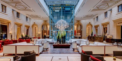 Luxusurlaub - Saunalandschaft: Infrarotkabine - Wien - Lobby Lounge - Palais Hansen Kempinski Vienna
