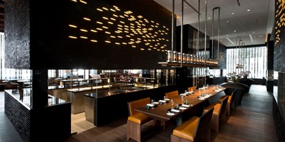 Luxusurlaub - Umgebungsschwerpunkt: Fluss - Uri - The Restaurant - Chef's Table - The Chedi Andermatt