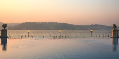 Luxusurlaub - Saunalandschaft: Dampfbad - Türkei - Infinitiy Pool - Çirağan Palace Kempinski Istanbul