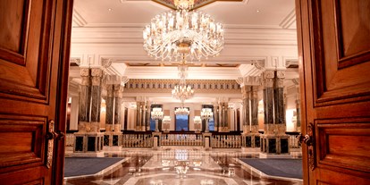 Luxusurlaub - Hotel-Schwerpunkt: Luxus & Kultur - Besiktas Istanbul - Palace Gate - Çirağan Palace Kempinski Istanbul