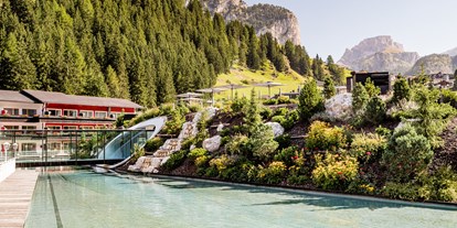 Luxusurlaub - Saunalandschaft: Textilsauna - Wolkenstein (Trentino-Südtirol) - Hotel Alpenroyal