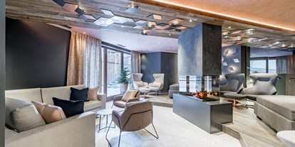 Luxusurlaub - Bar: Cocktailbar - Olang - Aktiv- & Wellnesshotel Bergfried