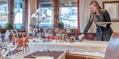 Luxusurlaub - Bar: Hotelbar - Reith im Alpbachtal - Aktiv- & Wellnesshotel Bergfried
