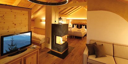 Luxusurlaub - Saunalandschaft: Außensauna - Völs am Schlern - Curasoa - Tirler - Dolomites Living Hotel