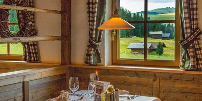 Luxusurlaub - Saunalandschaft: finnische Sauna - Sen Jan di Fassa - Tirler Hütte  - Tirler - Dolomites Living Hotel