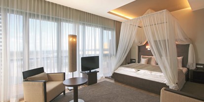 Luxusurlaub - Bettgrößen: Doppelbett - Pamhagen - Lodge Superior Zimmer - St. Martins Therme & Lodge
