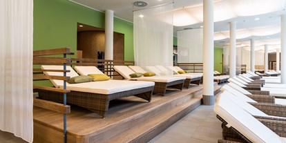 Luxusurlaub - Hotel-Schwerpunkt: Luxus & Wellness - Pamhagen - Saunalandschaft öffentliche Therme - St. Martins Therme & Lodge