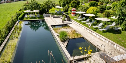 Luxusurlaub - Pools: Außenpool beheizt - Tiroler Unterland - 20m biologischer Schwimmteich - Gardenhotel Crystal