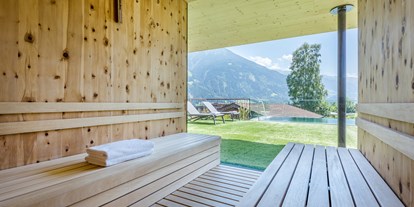 Luxusurlaub - Umgebungsschwerpunkt: am Land - Tirol - Panoramasauna - Gardenhotel Crystal