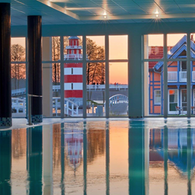 Luxushotel: Innenpool - Precise Resort Hafendorf Rheinsberg