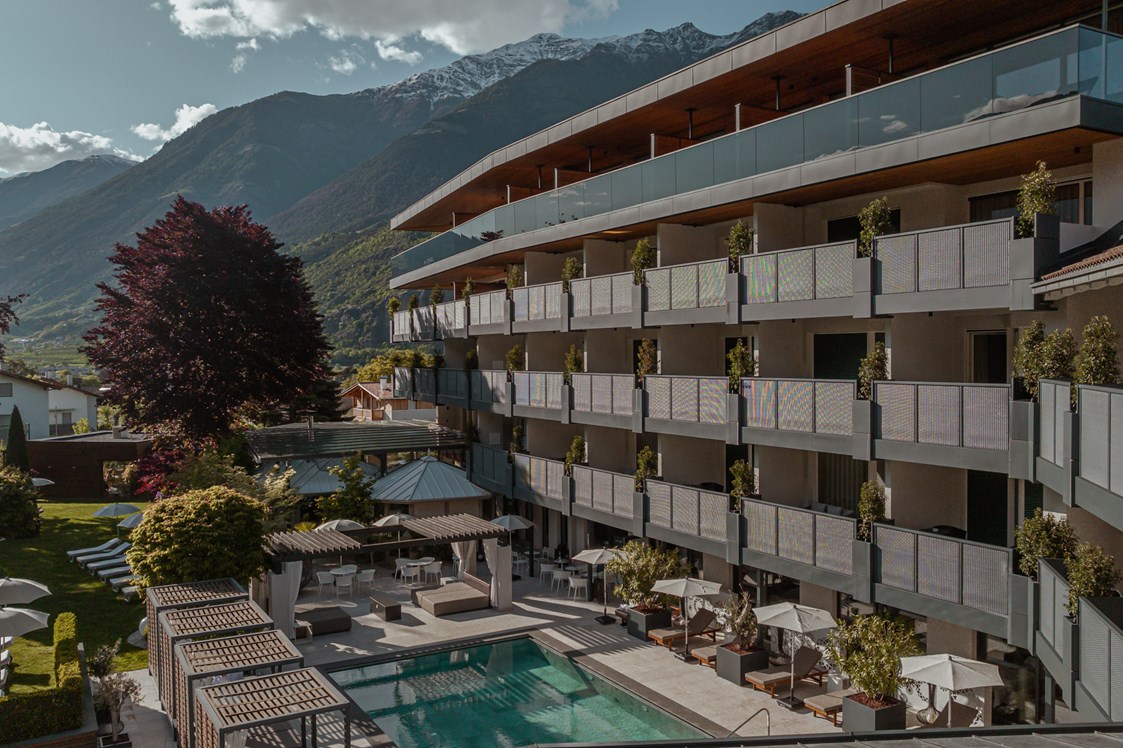 Luxushotel: Hotelansicht Außen - Hotel das Paradies