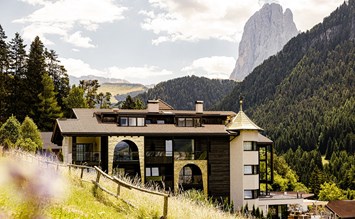 Alpin Garden Luxury Maison: Goldene Urlaubsmomente in den Dolomiten - superiorhotels.info