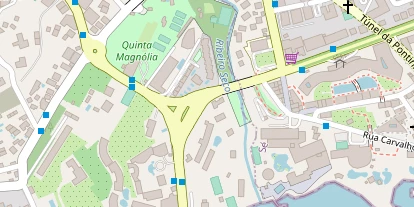 Luxushotel auf Satellitenbild