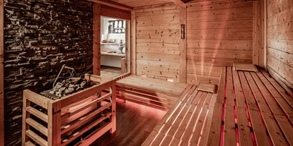 Luxusurlaub - Saunalandschaft: finnische Sauna - Schönberg im Stubaital - Saunahotel Südtirol - Panoramahotel Huberhof****s