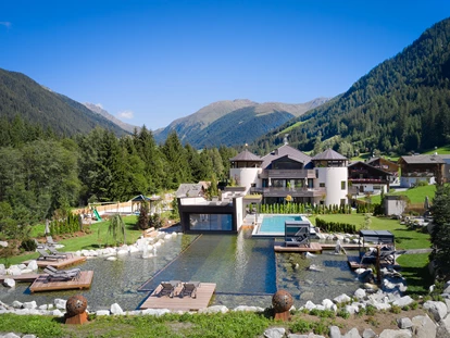 Luxusurlaub - Saunalandschaft: Biosauna - Burg (Kals am Großglockner) - Fontis Luxury Spa Lodge