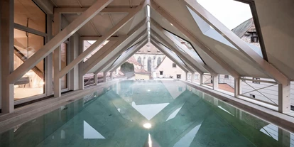 Luxusurlaub - Pools: Außenpool beheizt - Unterschwaningen - Hotel Goldene Rose