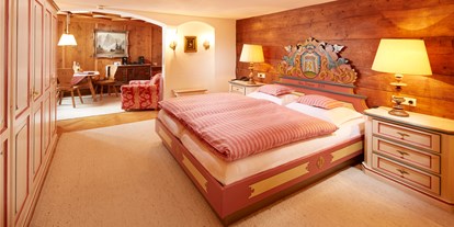 Luxusurlaub - Bettgrößen: Doppelbett - PLZ 6534 (Österreich) - Hotel Post Lech Postillion Zimmer - Hotel Post Lech