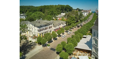 Luxusurlaub - Parkplatz: kostenlos beim Hotel - Lütow - Herzlich Willkommen! - Romantik ROEWERS Privathotel