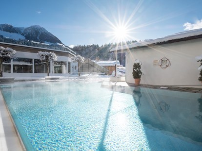 Luxusurlaub - Pools: Außenpool beheizt - Hallmoos - Alm- & Wellnesshotel Alpenhof****s