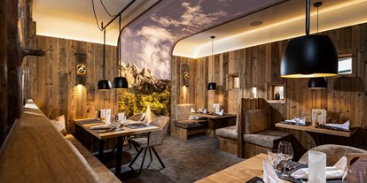 Luxusurlaub - Saunalandschaft: finnische Sauna - Bruck'n Stüberl - Alm- & Wellnesshotel Alpenhof****s
