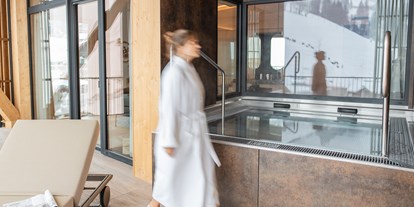 Luxusurlaub - Saunalandschaft: finnische Sauna - Großarl - Nesslerhof suite Whirlpool - Hotel Nesslerhof