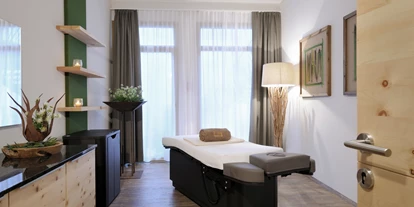 Luxusurlaub - Bettgrößen: Doppelbett - Ködnitz (Kals am Großglockner) - Behandlungsraum DAS.GOLDBERG - Das Goldberg