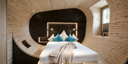 Luxusurlaub - Bettgrößen: Doppelbett - Schwarzleo - Spa Suite XL DAS.GOLDBERG - Das Goldberg