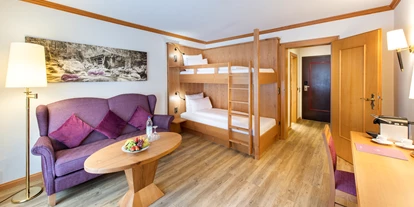 Luxusurlaub - Bettgrößen: Doppelbett - Eppenschlag - Familienzimmer für Eltern und Kinder - Hotel Sonnenhof Lam im Bayerischen Wald