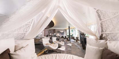 Luxusurlaub - Saunalandschaft: finnische Sauna - Ruheraum Garten-Relax-Pavillon - 5-Sterne Wellness- & Sporthotel Jagdhof