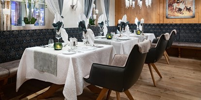 Luxusurlaub - Umgebungsschwerpunkt: See - Stilvoll eingerichtete Restaurant-Stuben - 5-Sterne Wellness- & Sporthotel Jagdhof