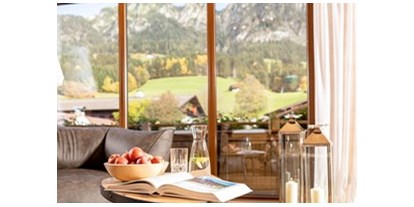 Luxusurlaub - Restaurant: Gourmetrestaurant -  Leselounge Wolke 7 - Entspannung pur - Alpbacherhof****s - Mountain & Spa Resort